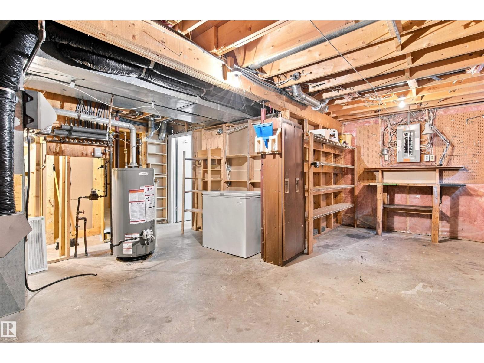 #1 3311 58 St Nw Property Photo 39