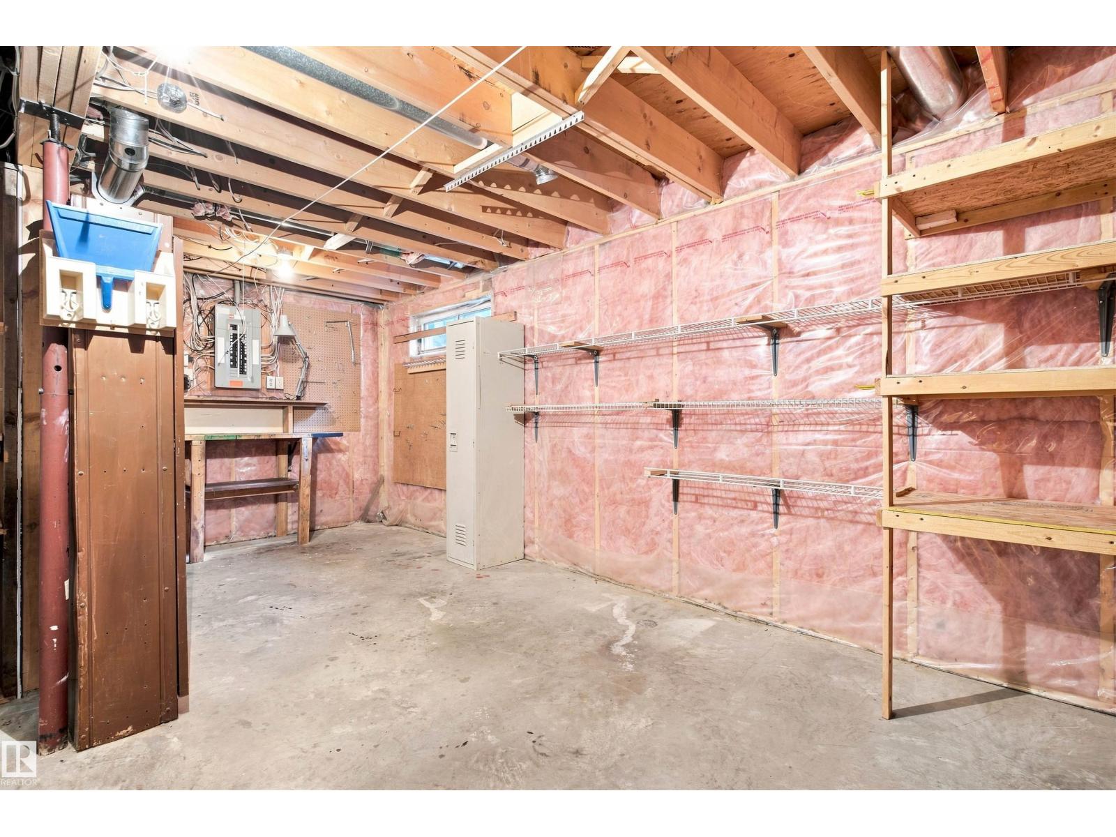 #1 3311 58 St Nw Property Photo 40