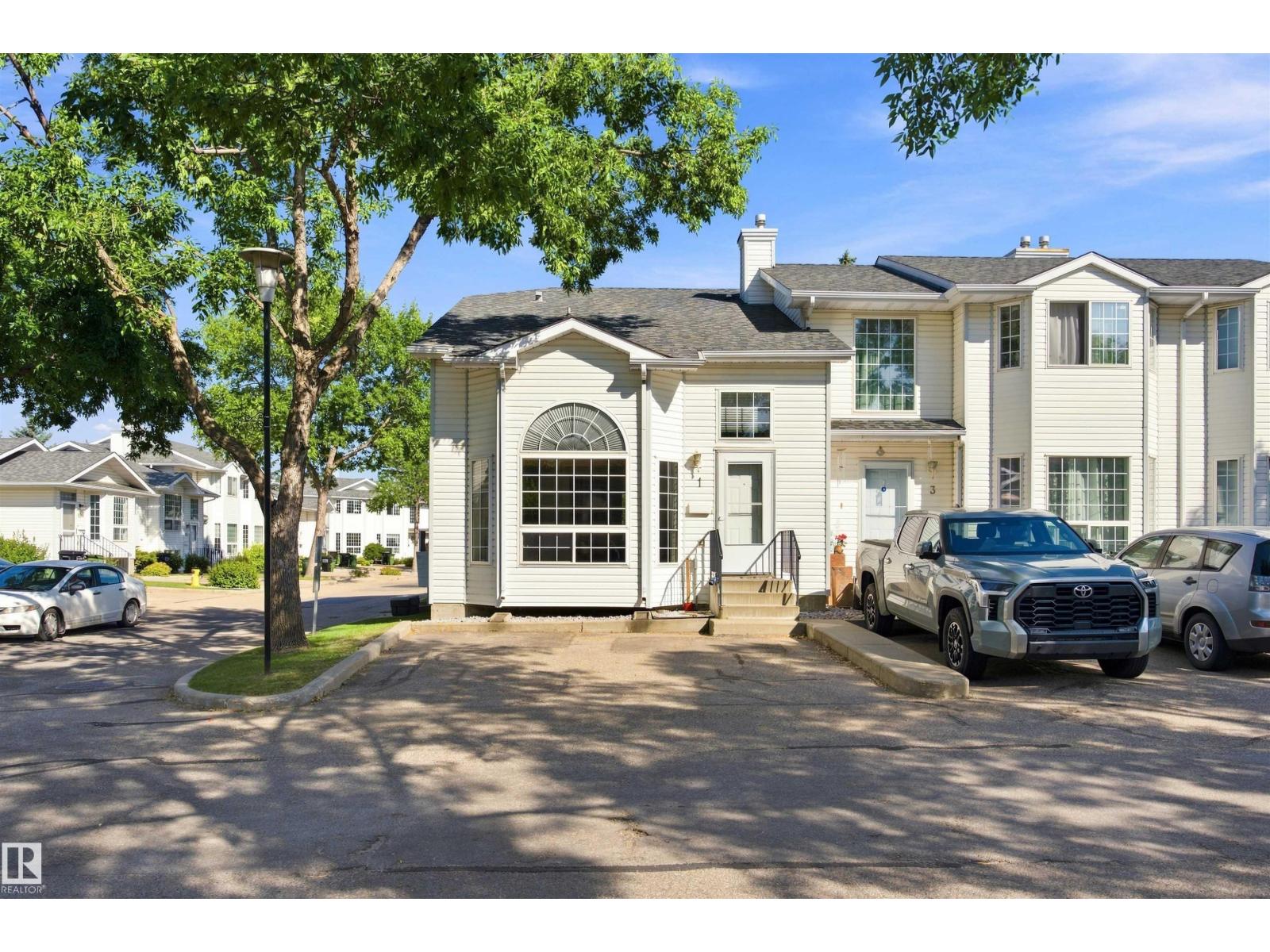 #1 3311 58 St Nw Property Photo 47