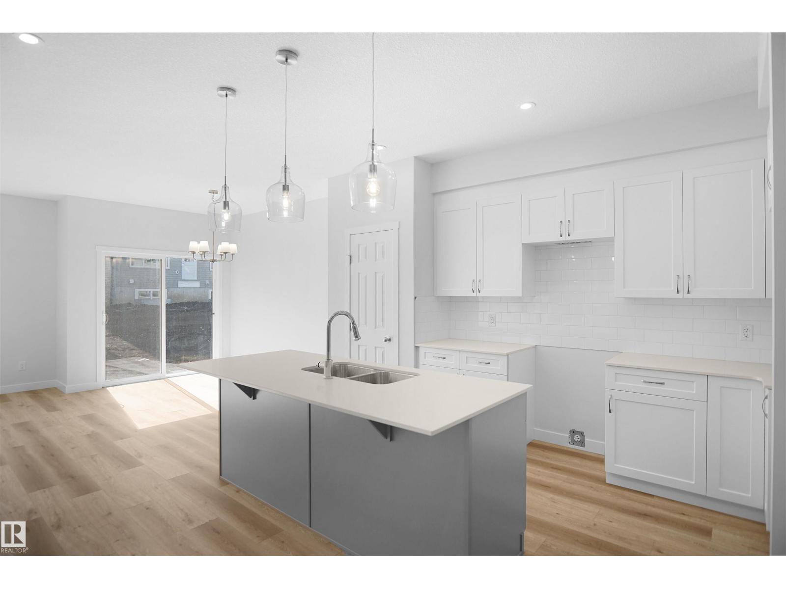 1928 210 St Nw Property Photo 11