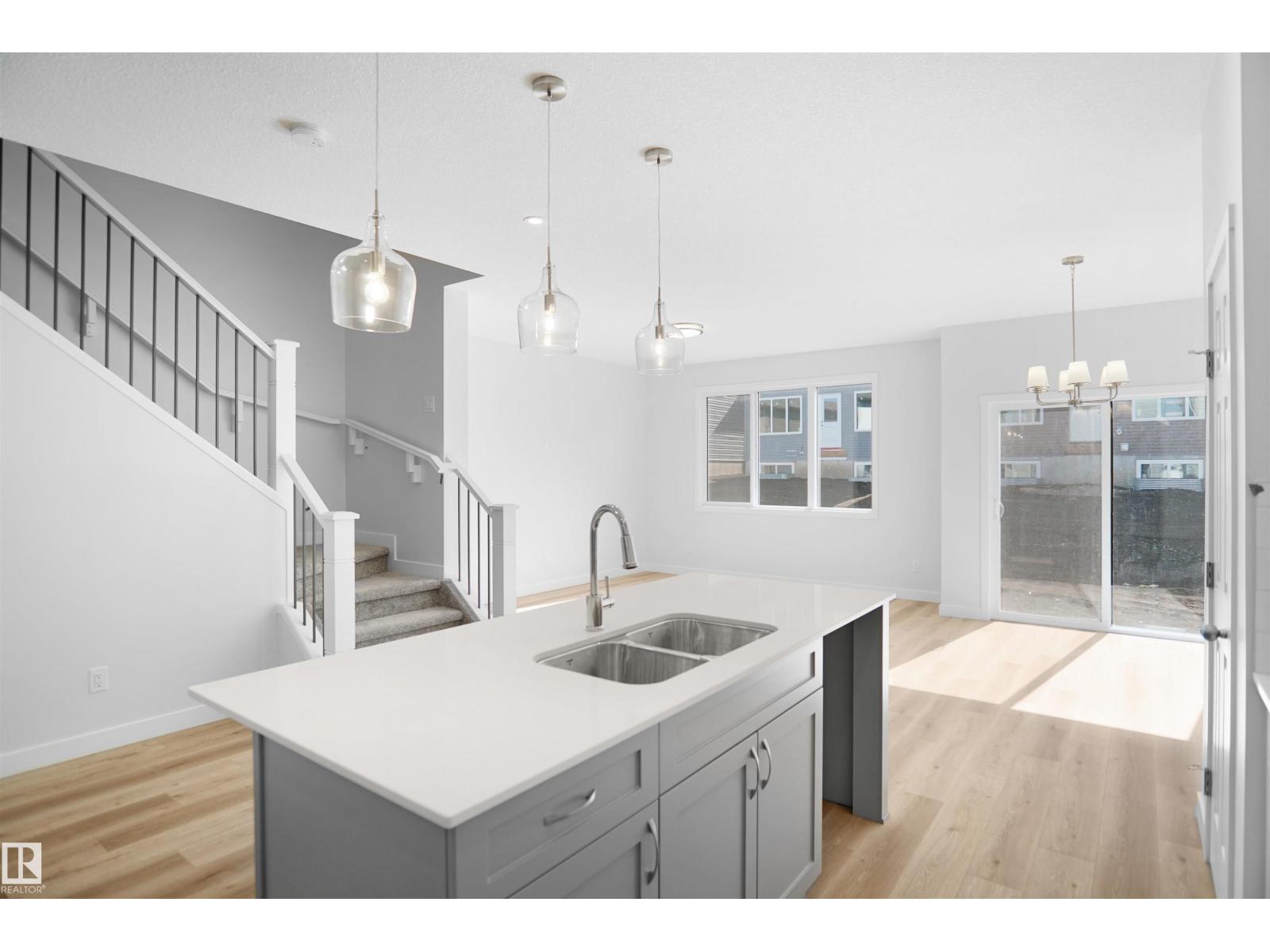 1928 210 St Nw Property Photo 15