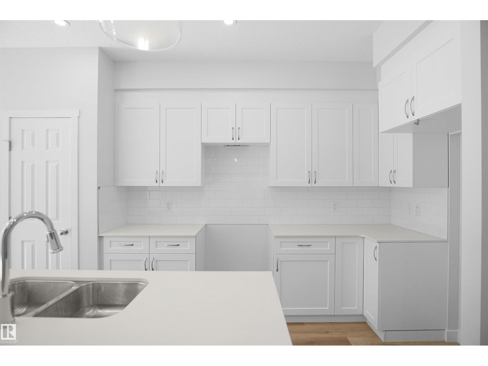 1928 210 St Nw Property Photo 16