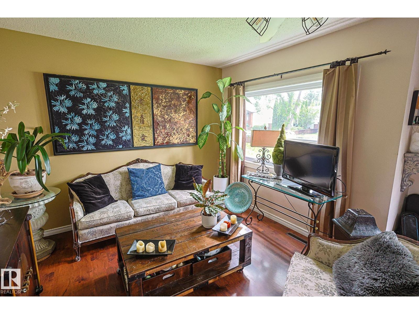 11739 129 St Nw Property Photo 5