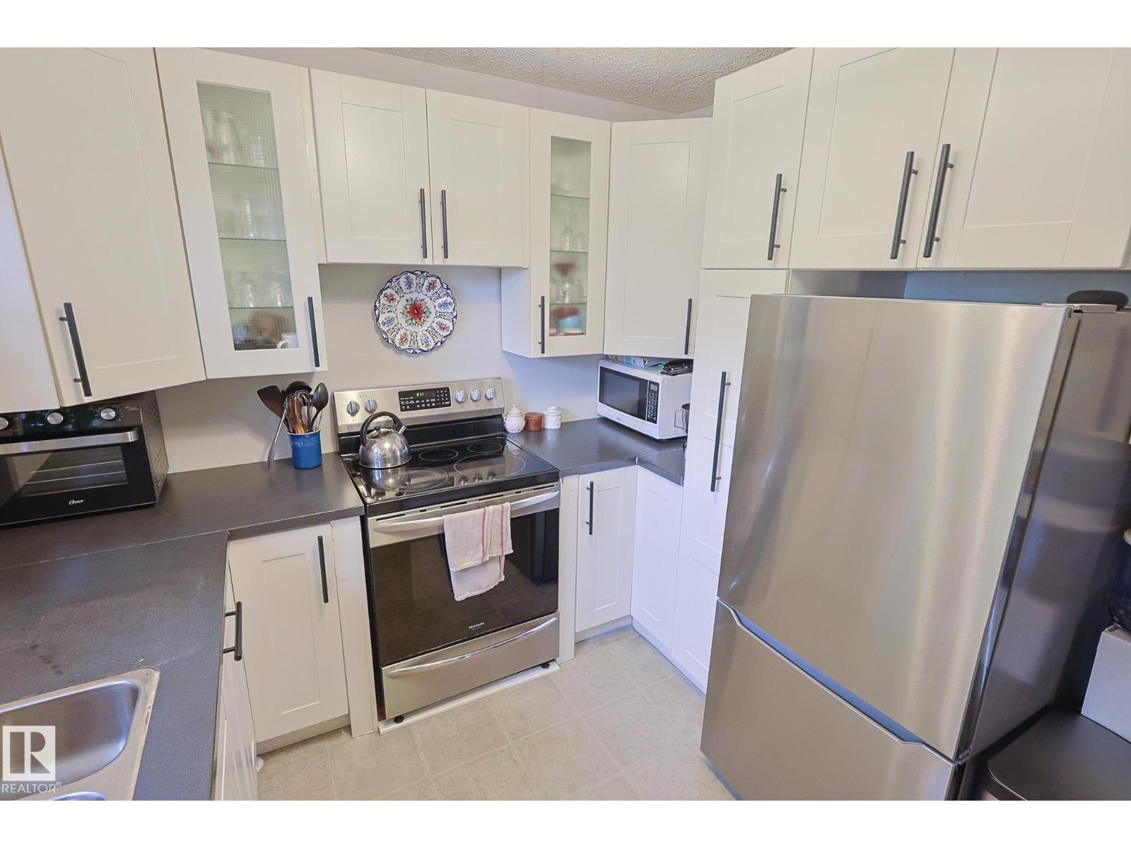 11739 129 St Nw Property Photo 7