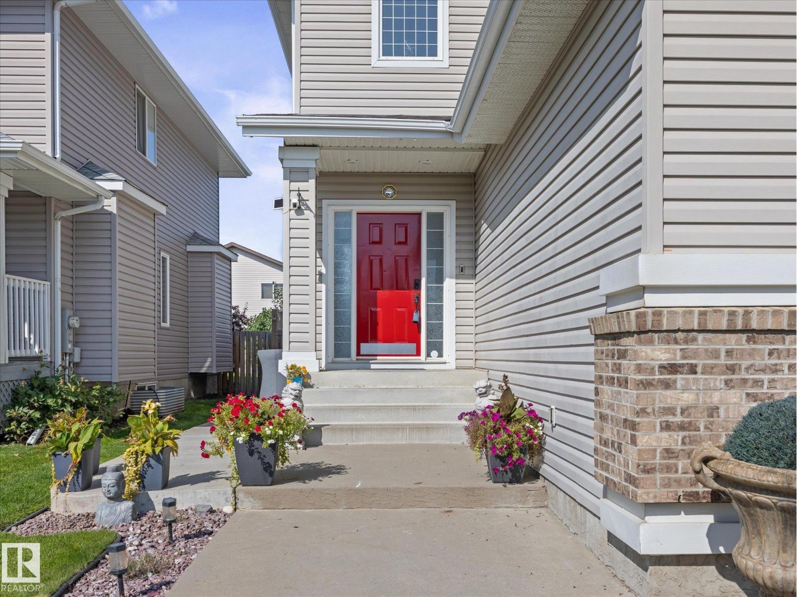 4704 160 Av Nw Property Photo 5