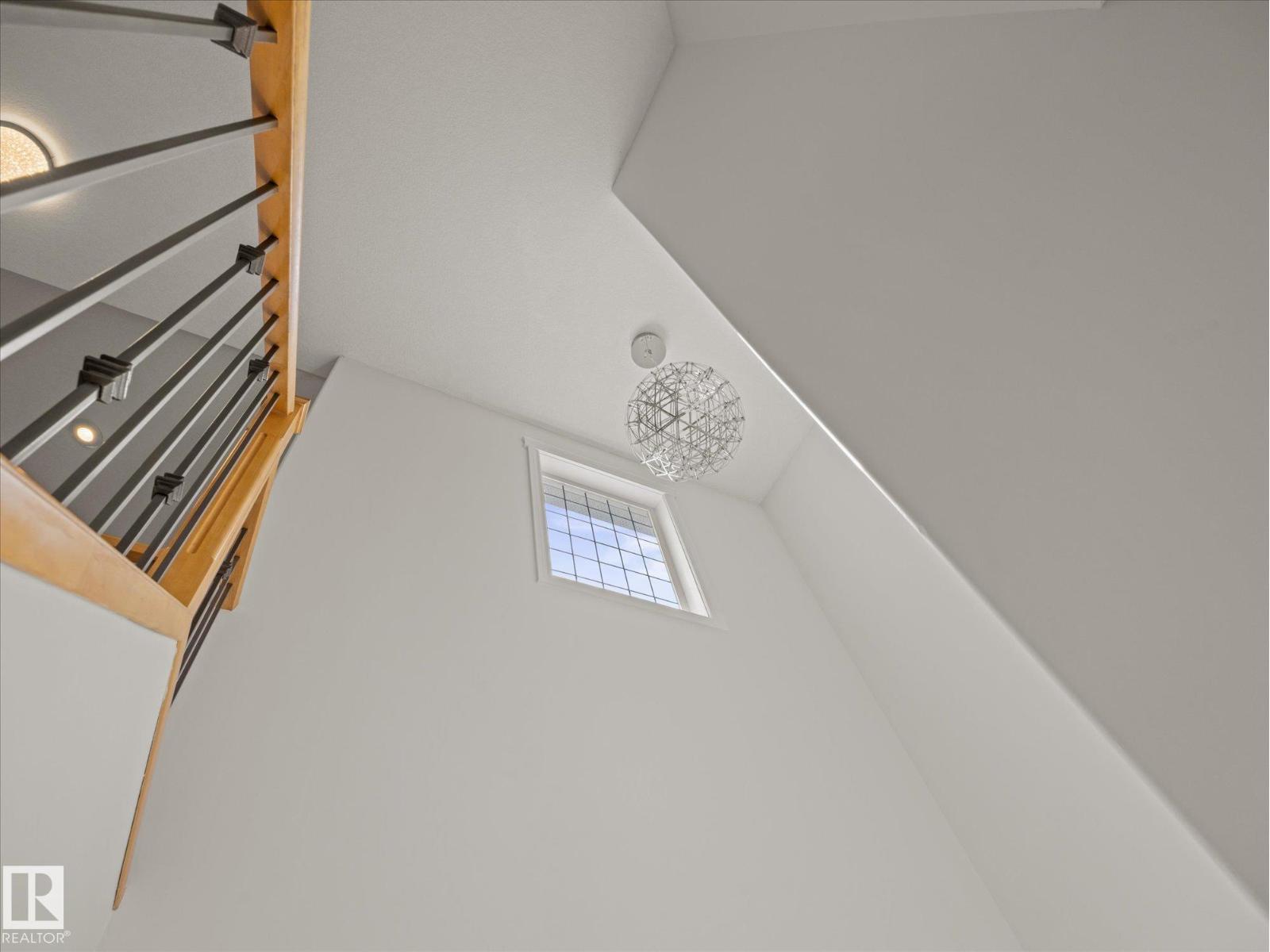 4704 160 Av Nw Property Photo 7