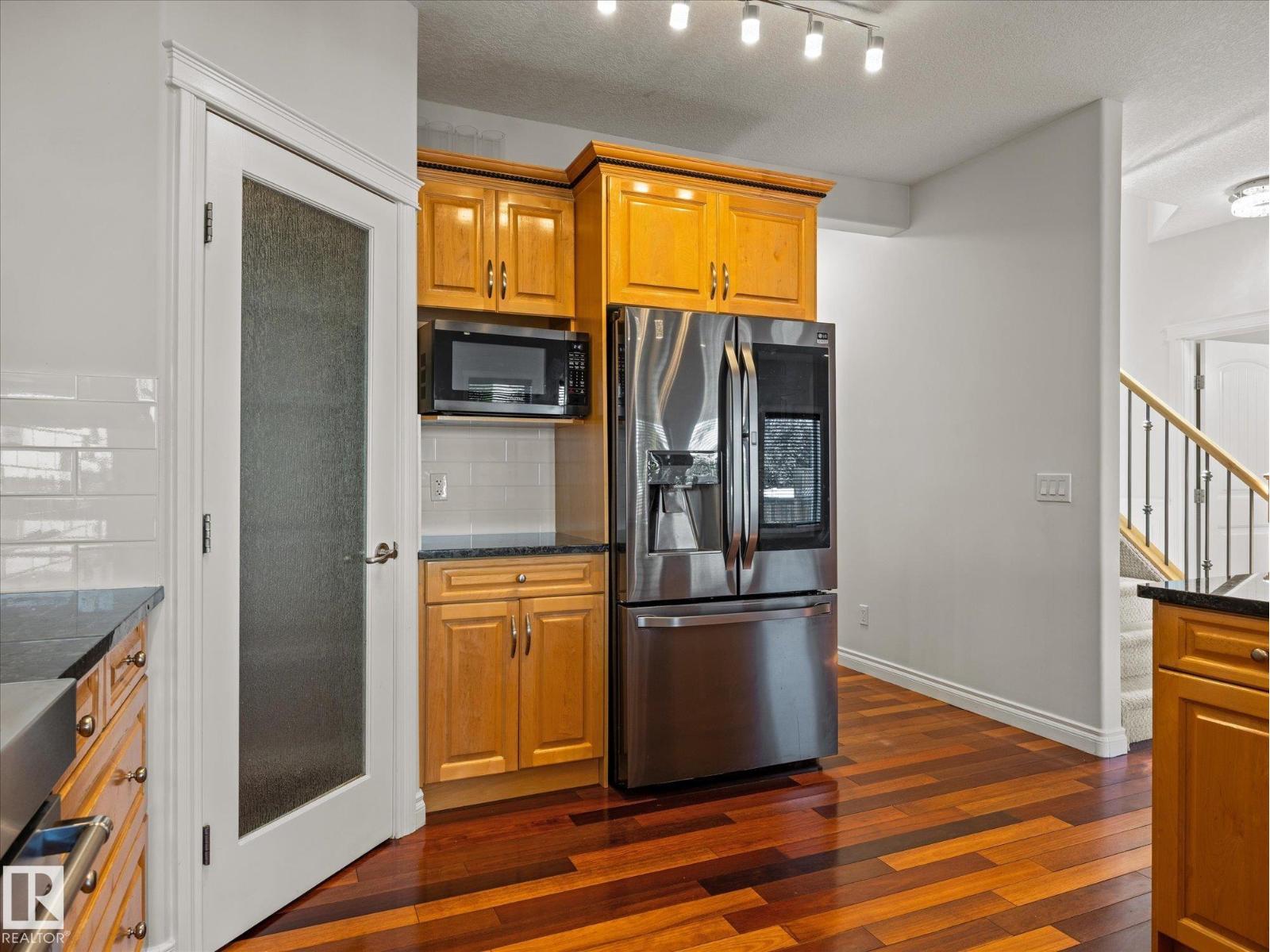 4704 160 Av Nw Property Photo 14
