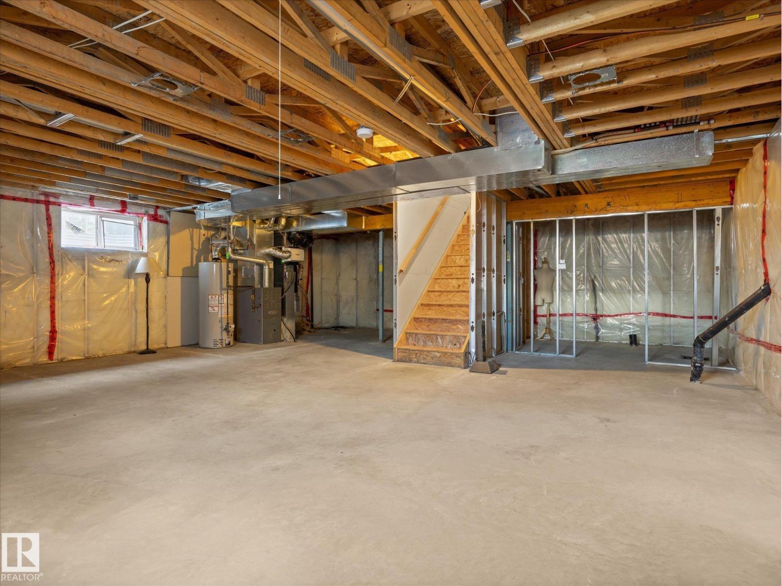 4704 160 Av Nw Property Photo 38