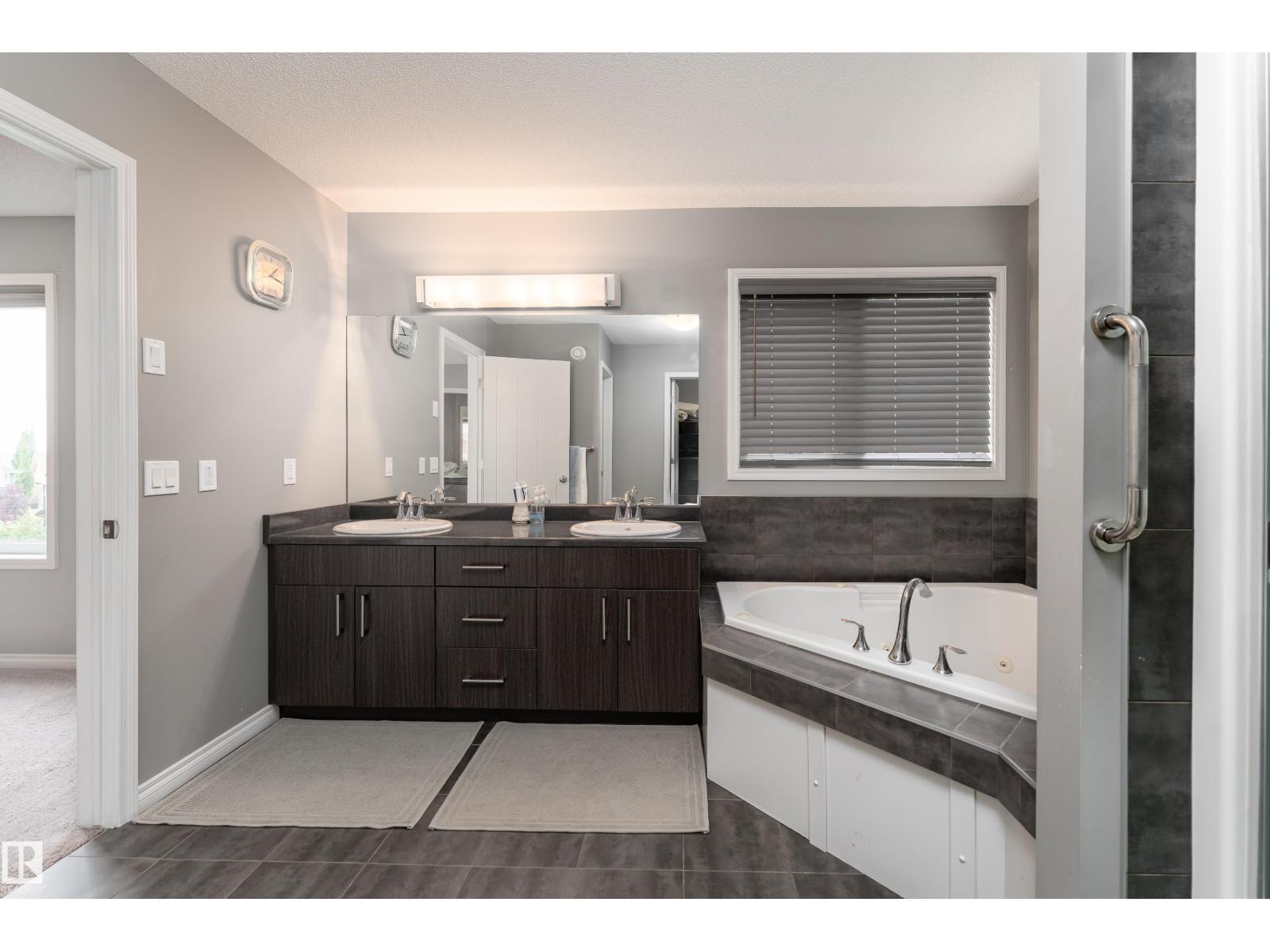 2055 Redtail Cm Nw Property Photo 21