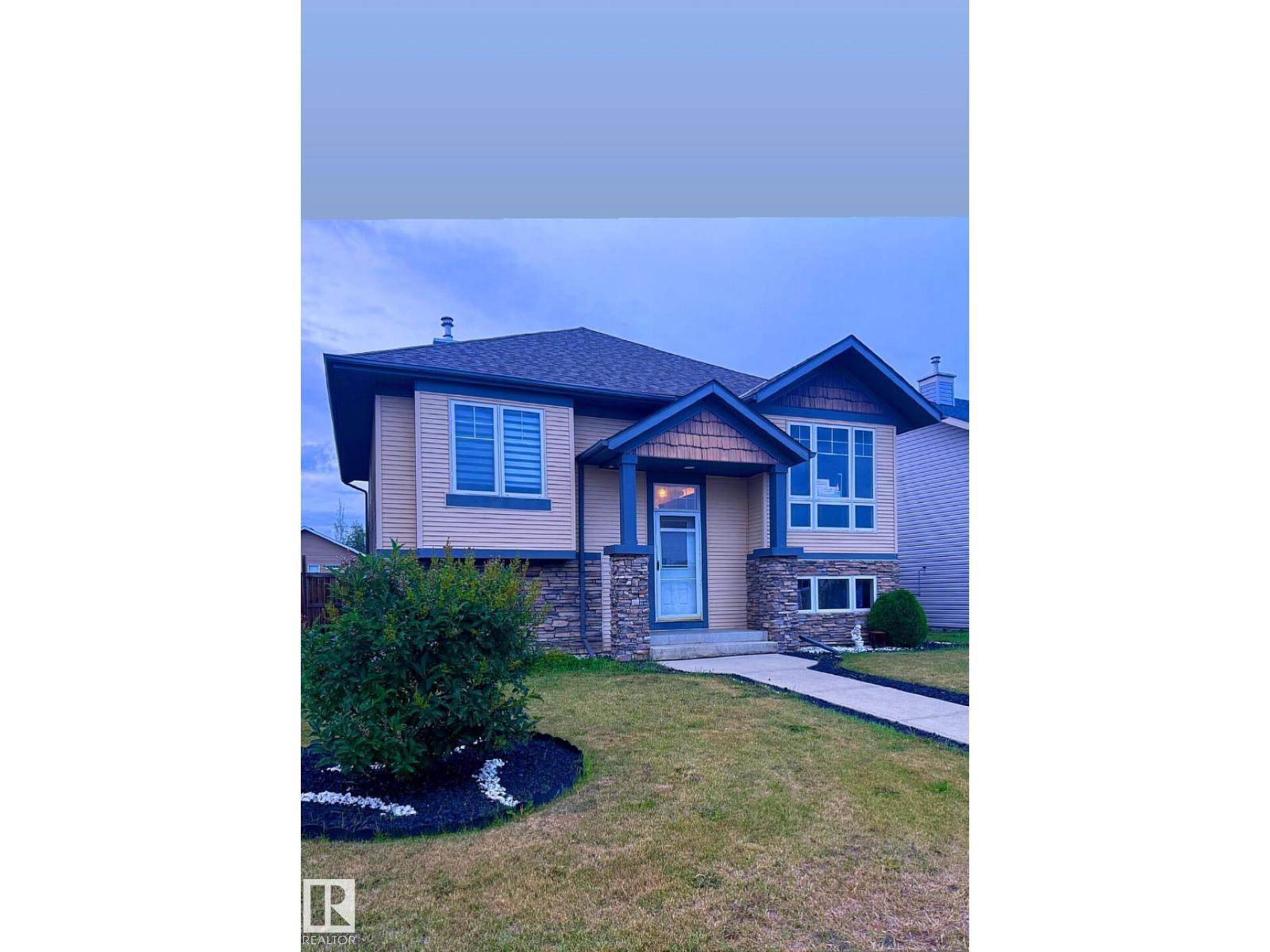 10 Mackenzie Ranch Wy Property Photo 1