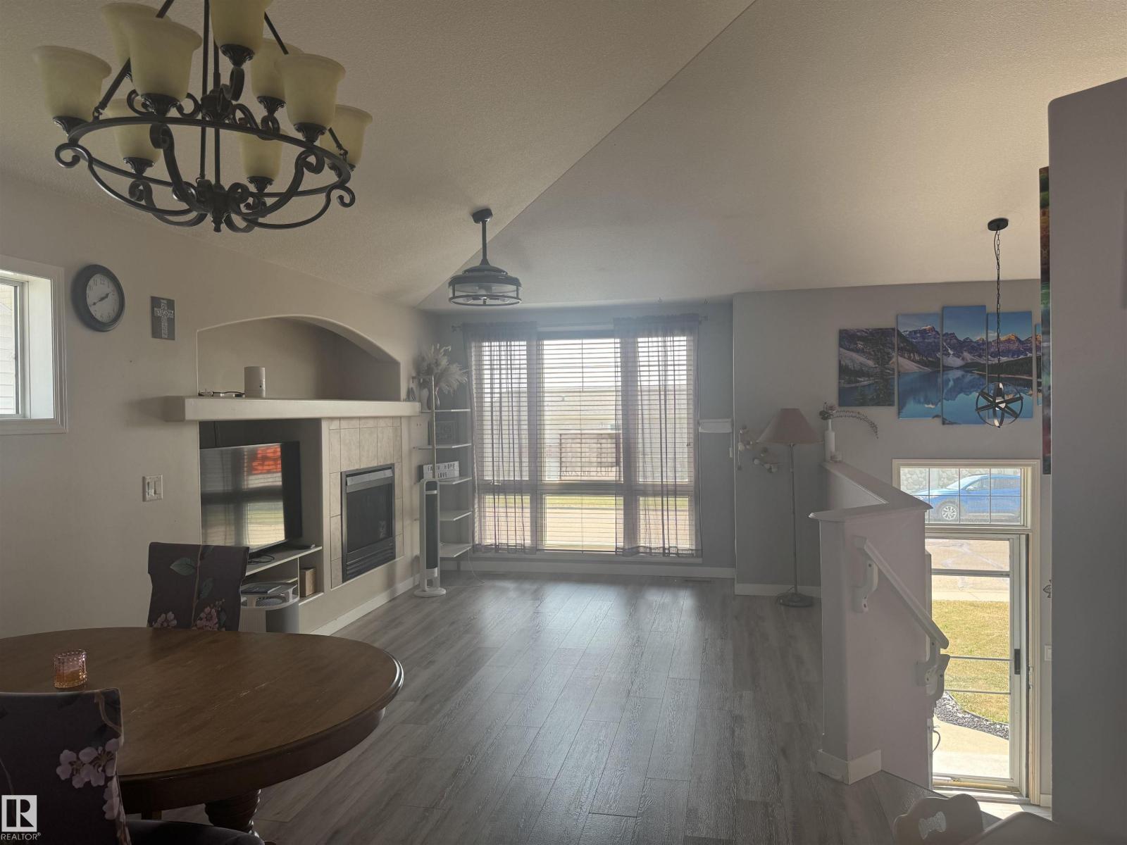 10 Mackenzie Ranch Wy Property Photo 4