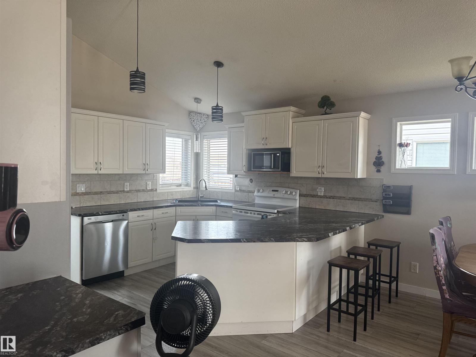 10 Mackenzie Ranch Wy Property Photo 7
