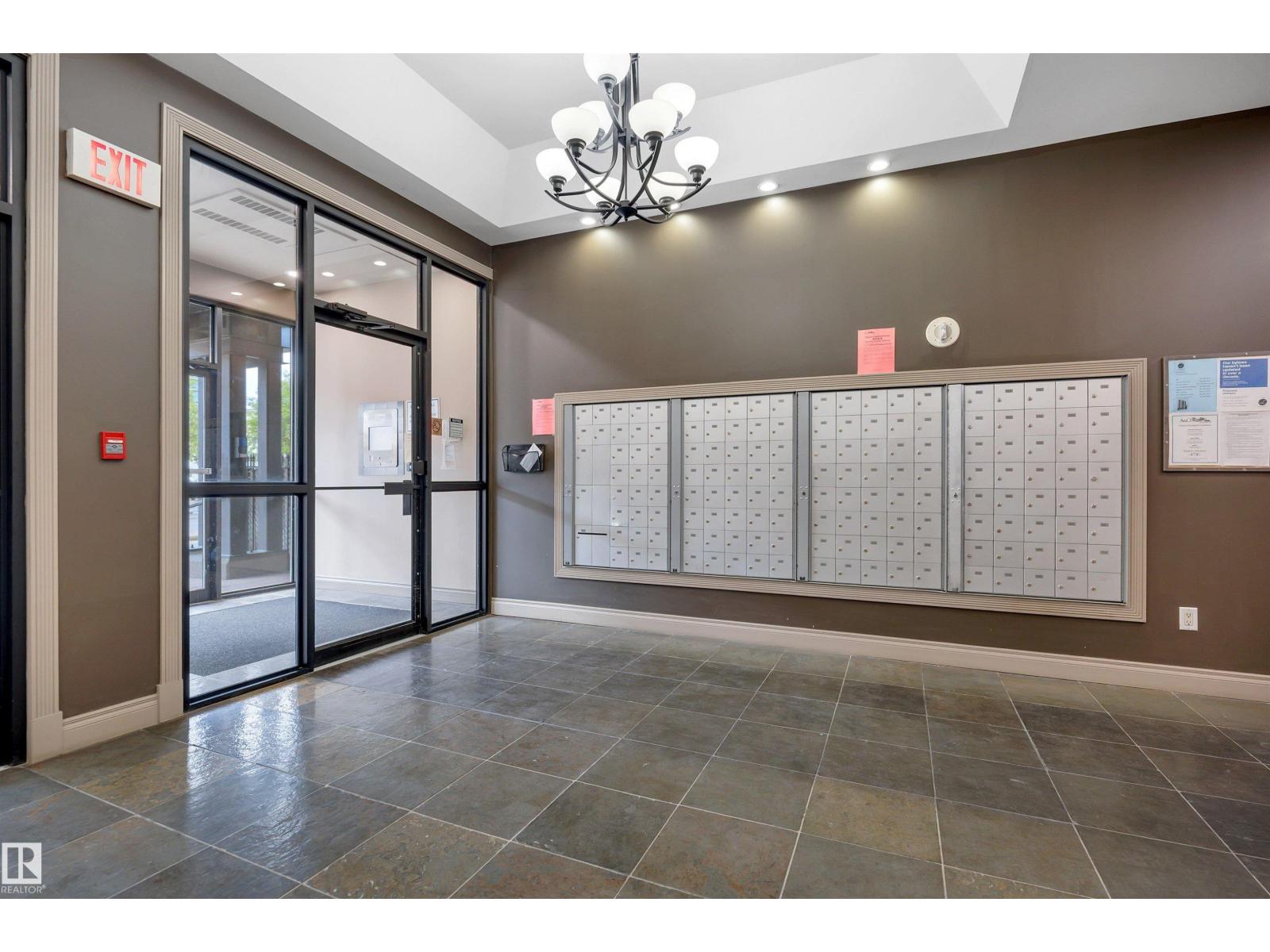 #1701 10303 105 St Nw Property Photo 6