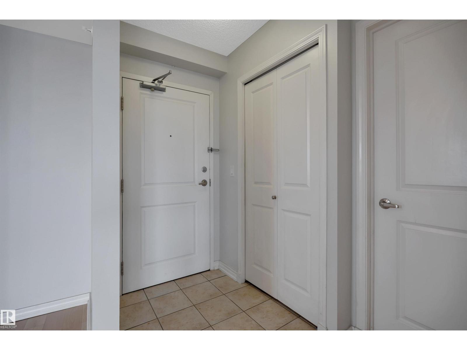 #1701 10303 105 St Nw Property Photo 9