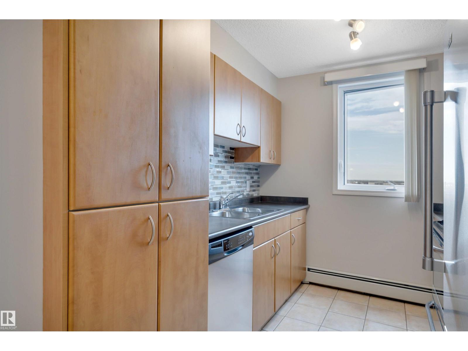 #1701 10303 105 St Nw Property Photo 20