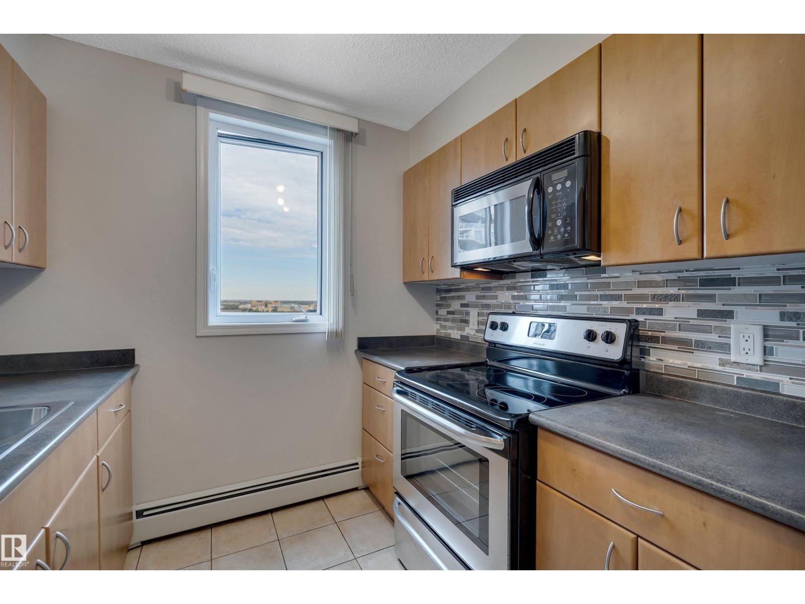 #1701 10303 105 St Nw Property Photo 22