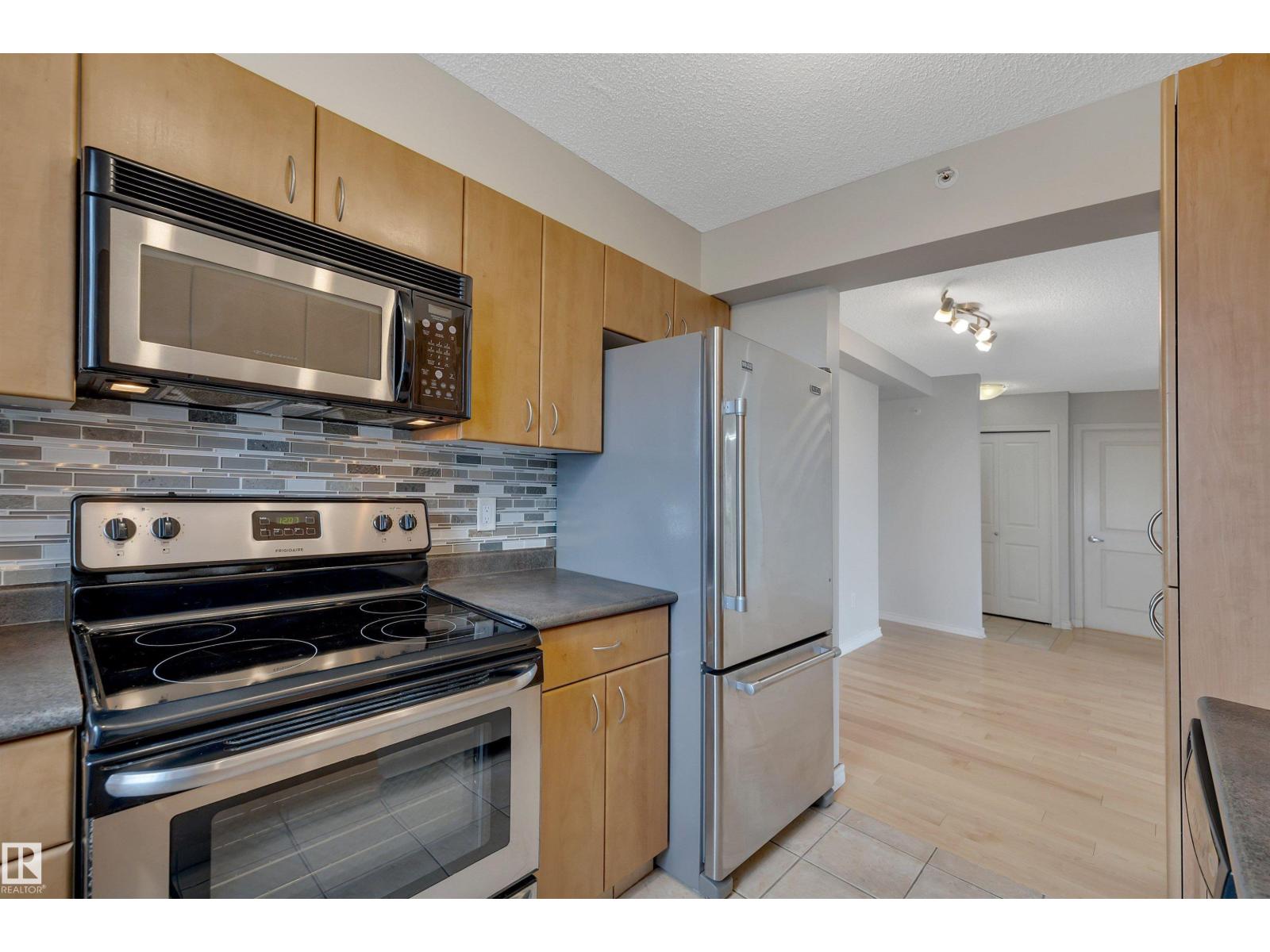 #1701 10303 105 St Nw Property Photo 23
