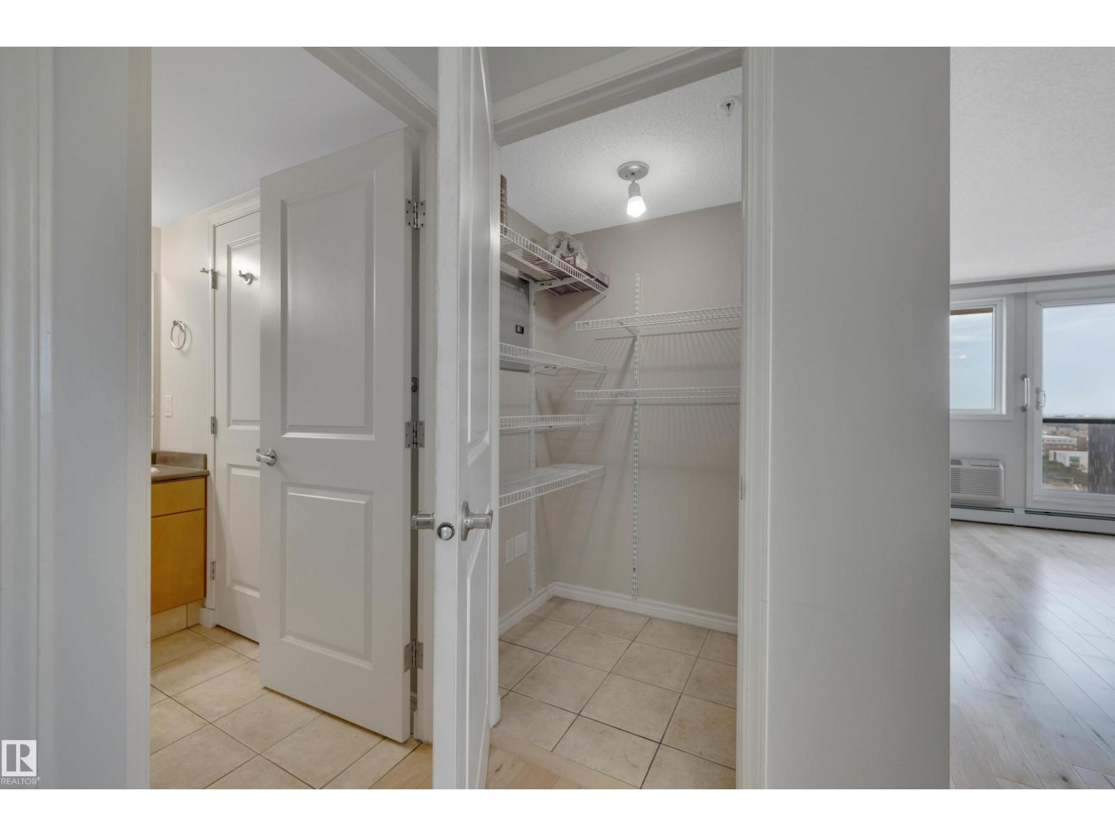 #1701 10303 105 St Nw Property Photo 33