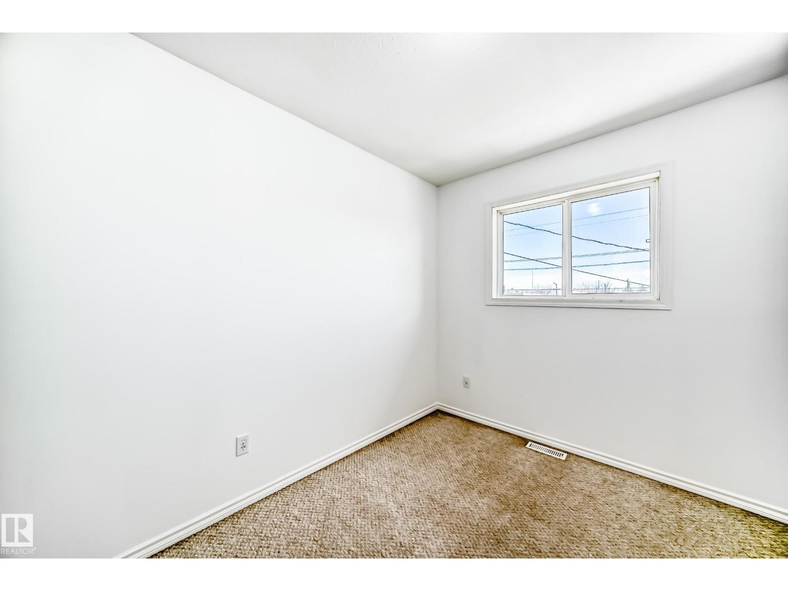11727 83 St Nw Property Photo 36
