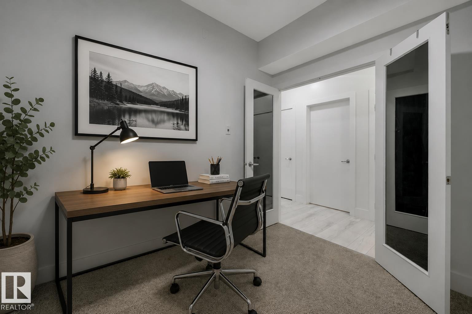 #105 10030 83 Av Nw Property Photo 7