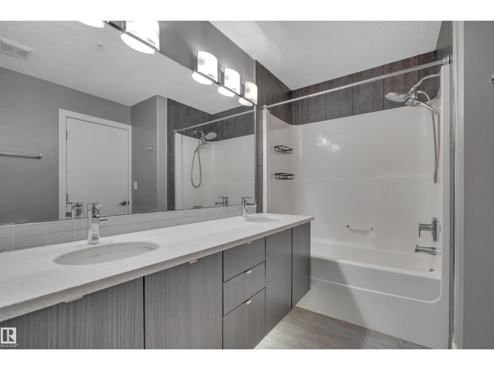 #105 10030 83 Av Nw Property Photo 16