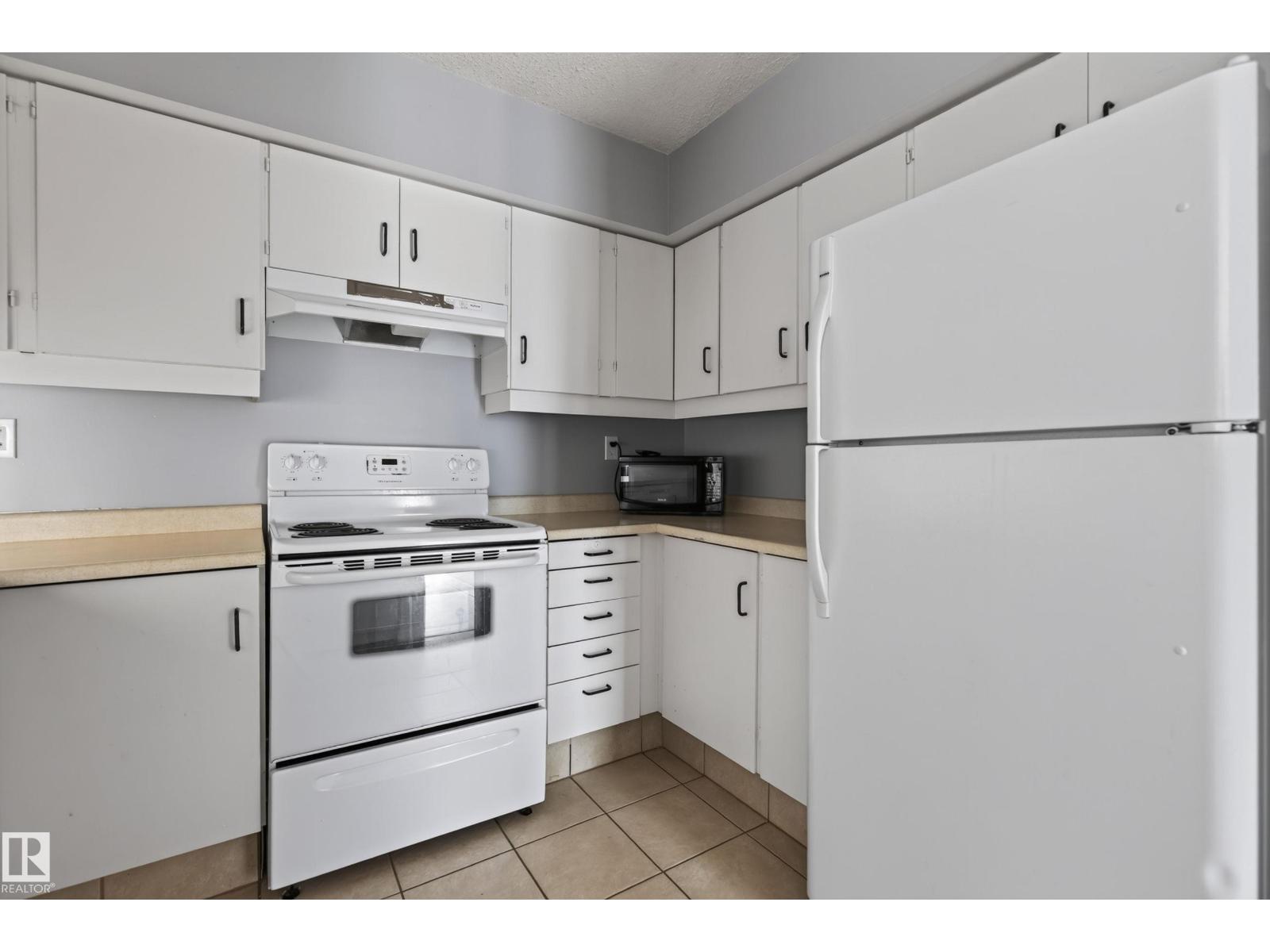 #304 24 Alpine Pl Property Photo 20