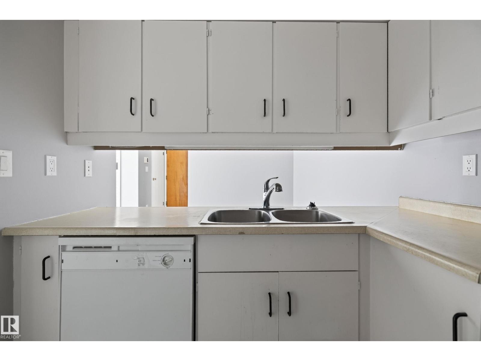 #304 24 Alpine Pl Property Photo 21
