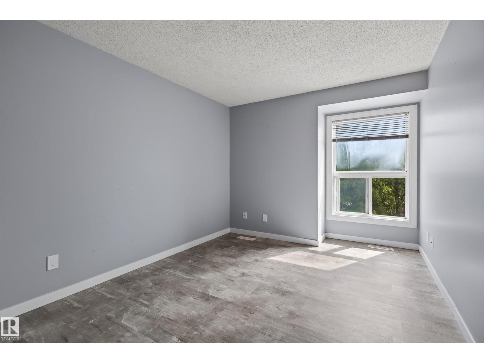 #304 24 Alpine Pl Property Photo 24