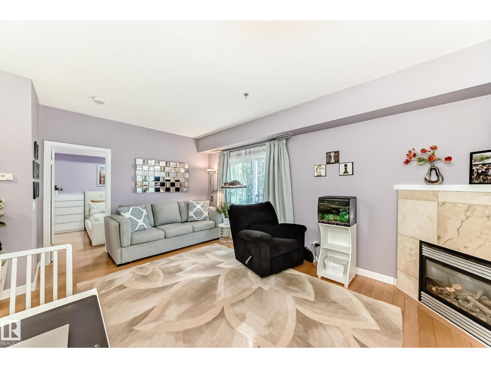 #211 9750 94 St Nw Property Photo 16