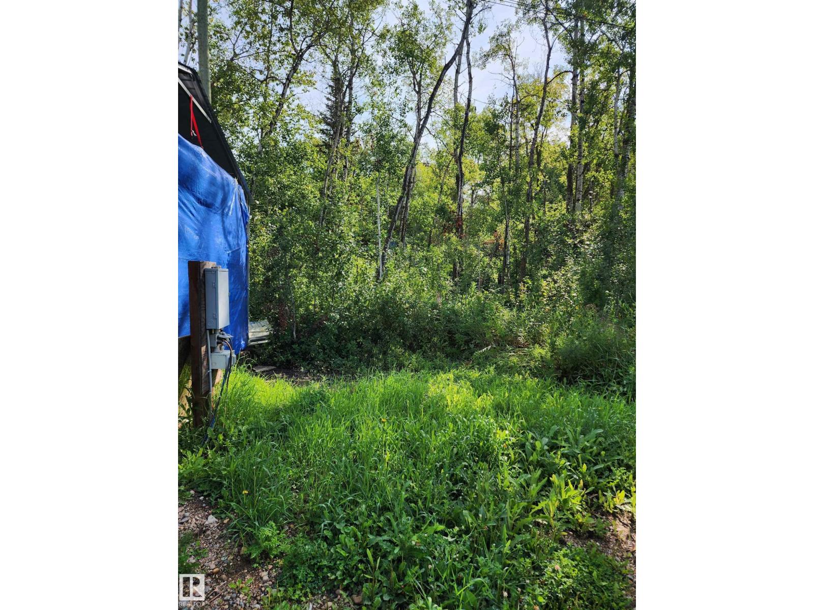 123 60032 Scndry 867 Property Photo 2