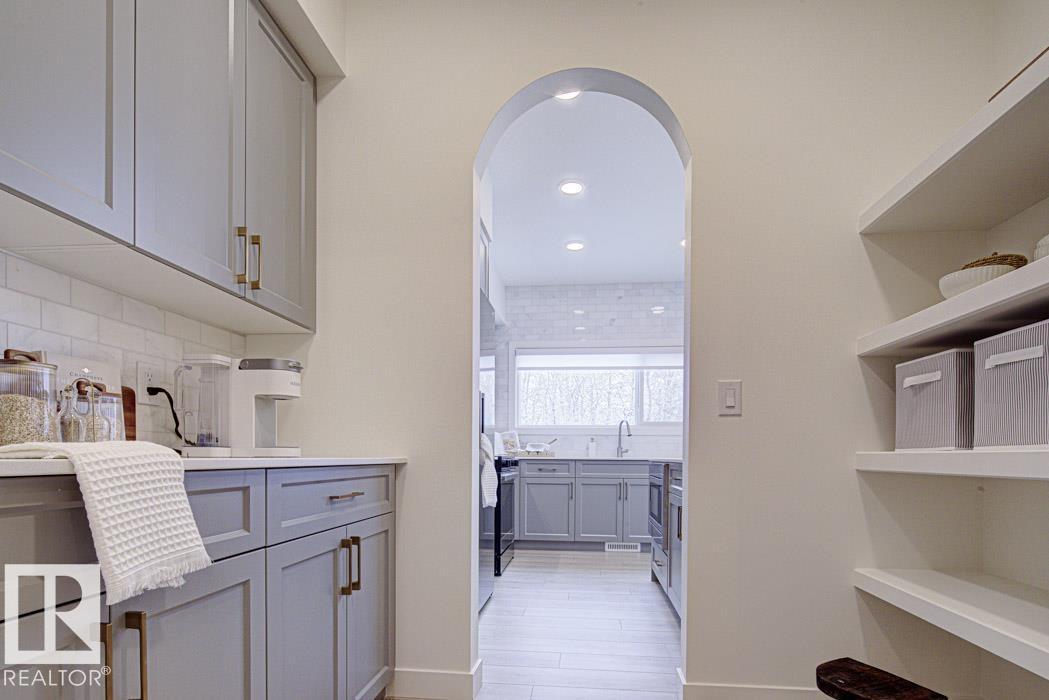 1667 9 St Nw Property Photo 15