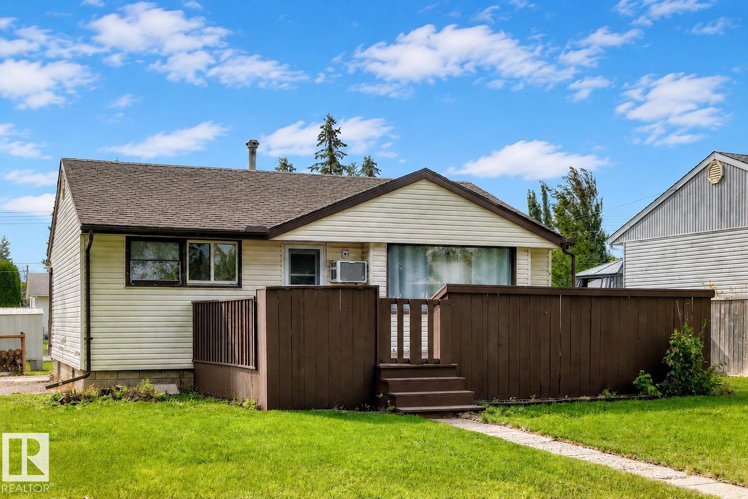 50 Rocque Property Photo 1