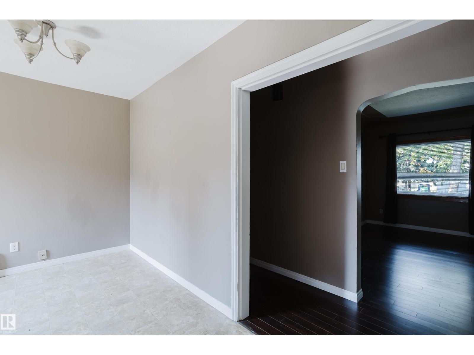 12811 117 Av Nw Property Photo 7