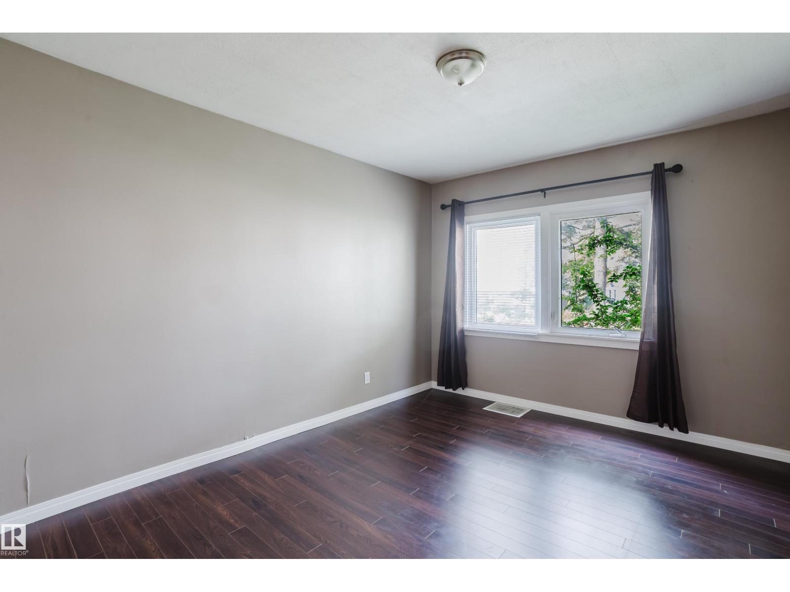 12811 117 Av Nw Property Photo 18