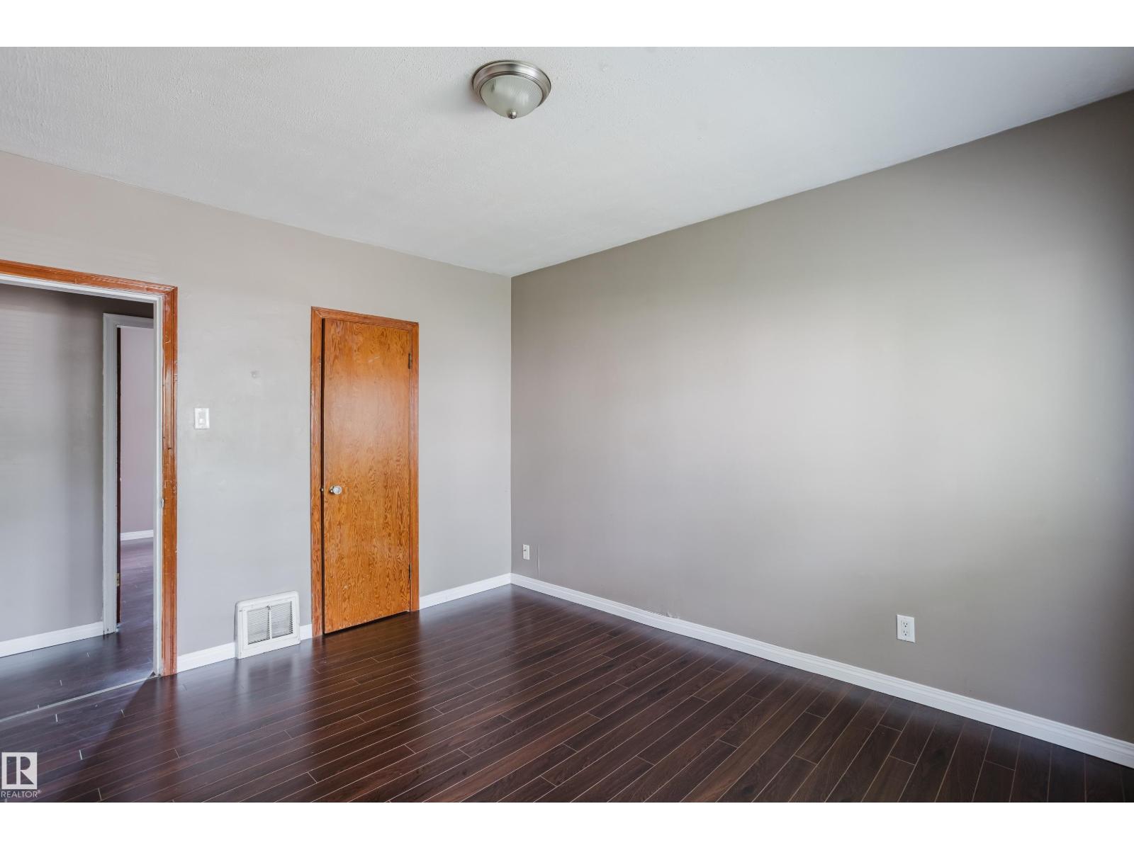 12811 117 Av Nw Property Photo 19