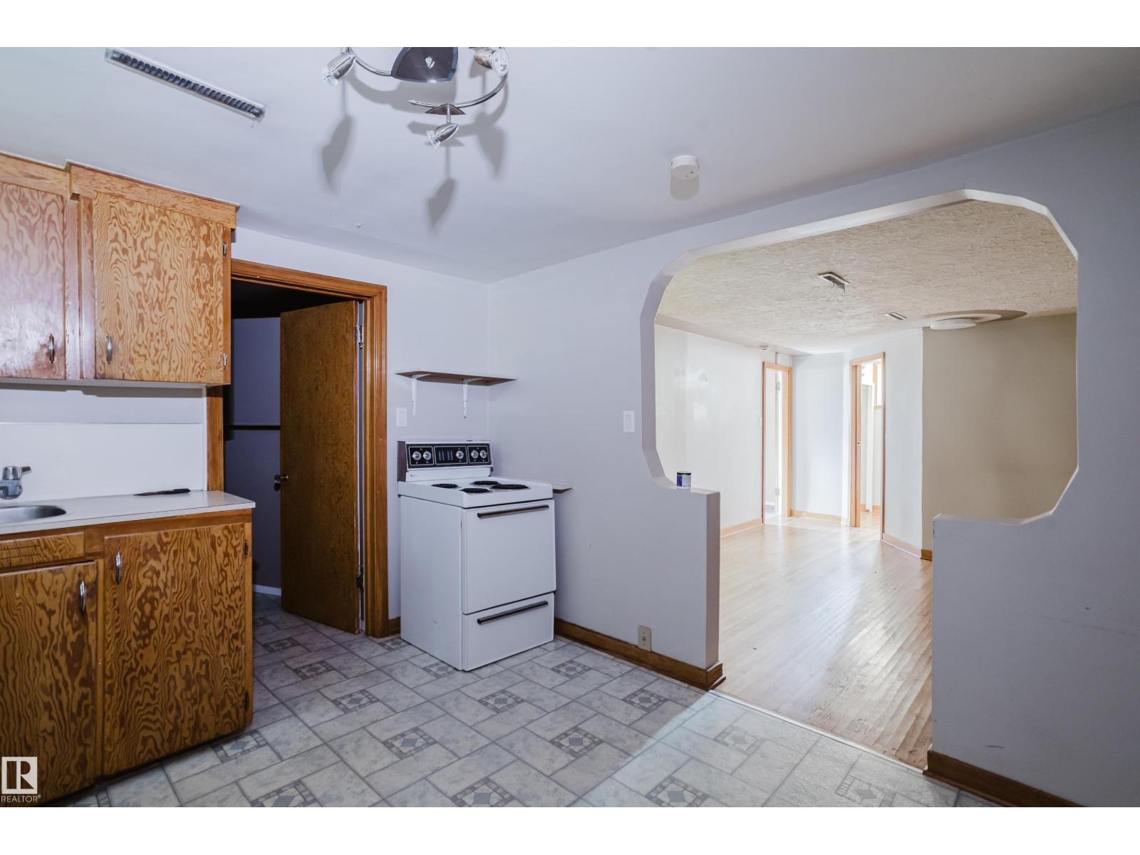 12811 117 Av Nw Property Photo 29
