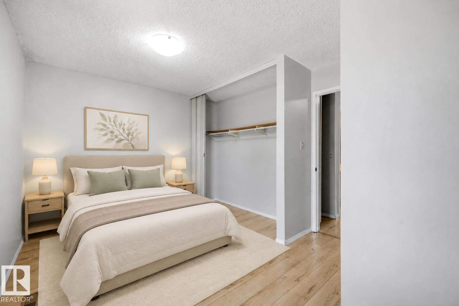 12080 25 Av Nw Property Photo 20