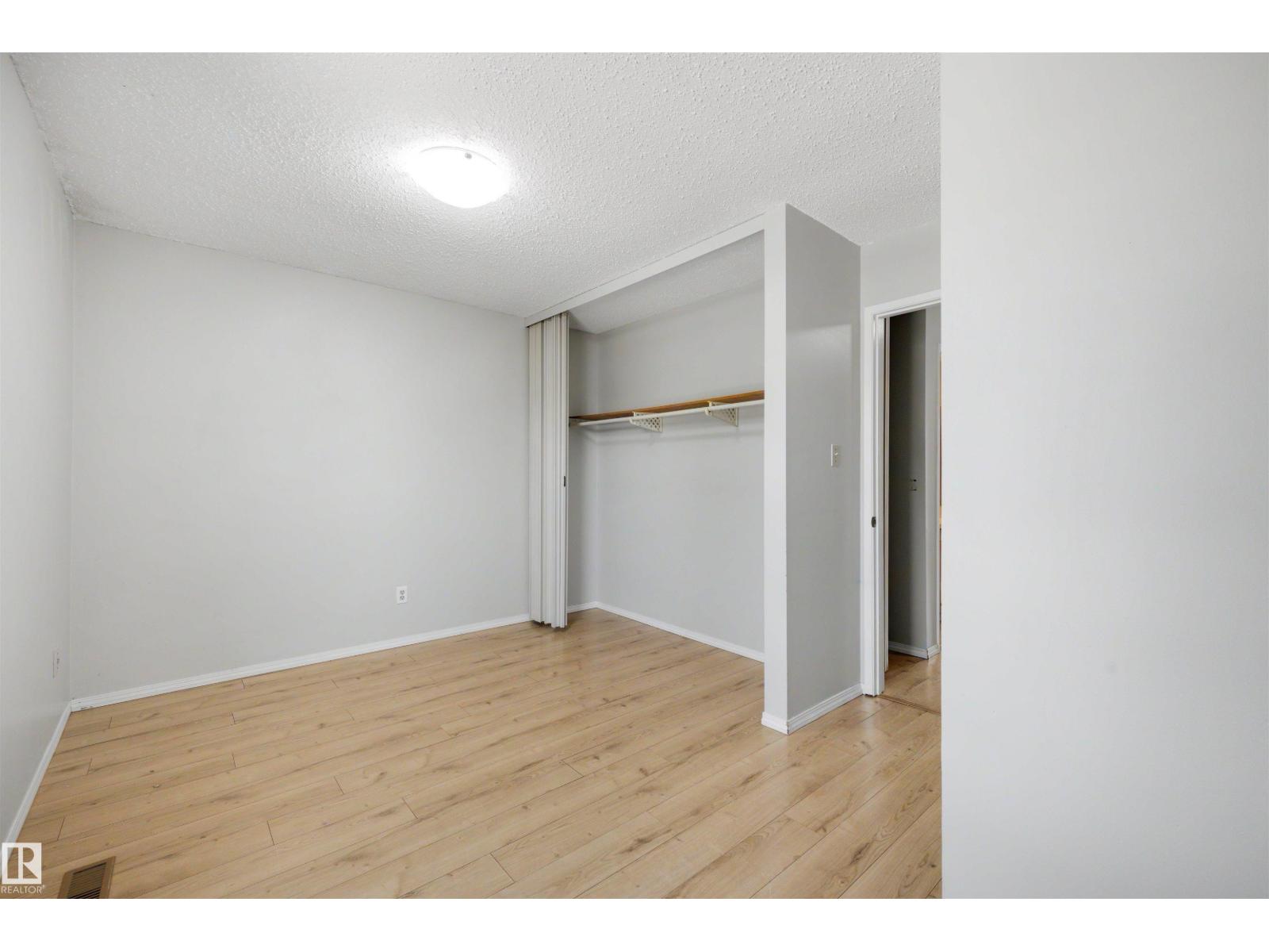 12080 25 Av Nw Property Photo 21