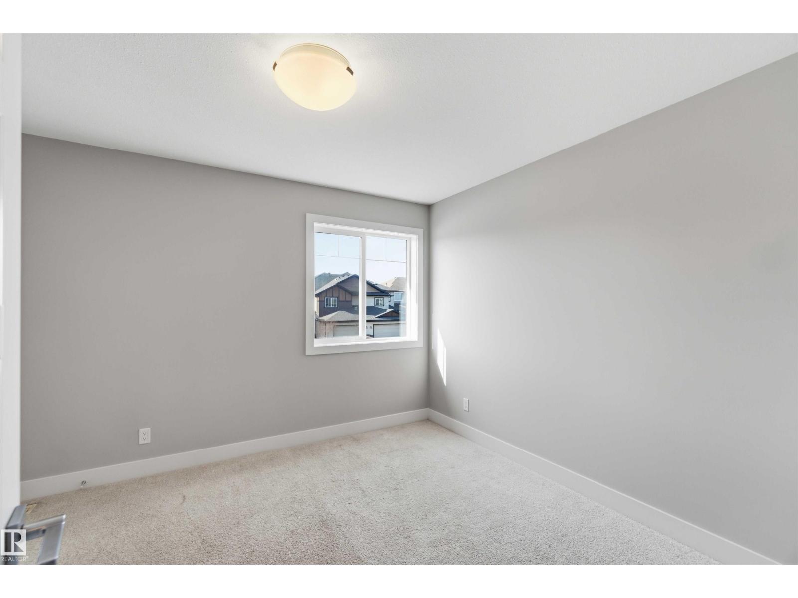 7 Mclean Co Property Photo 22
