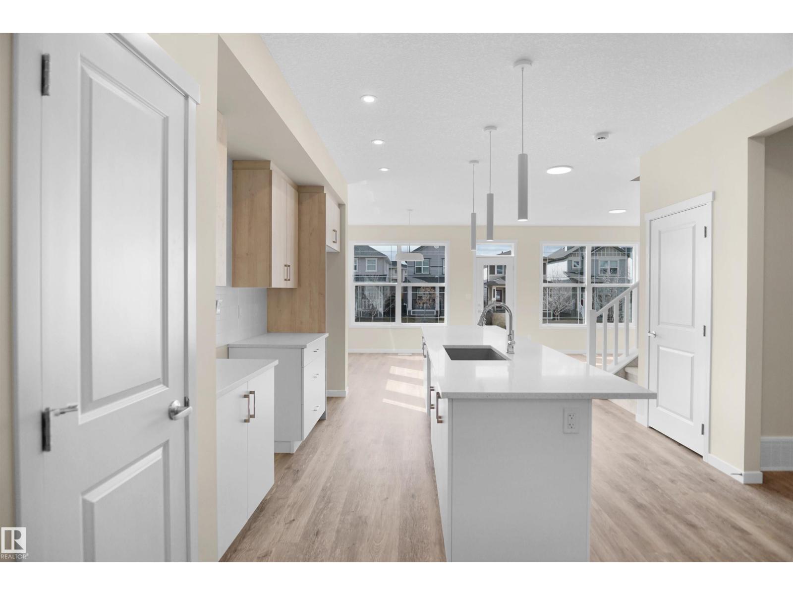 22915 95 Av Nw Property Photo 13