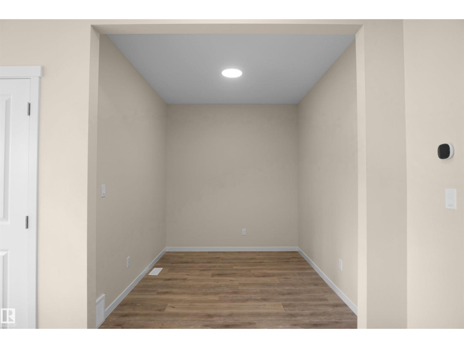22915 95 Av Nw Property Photo 21