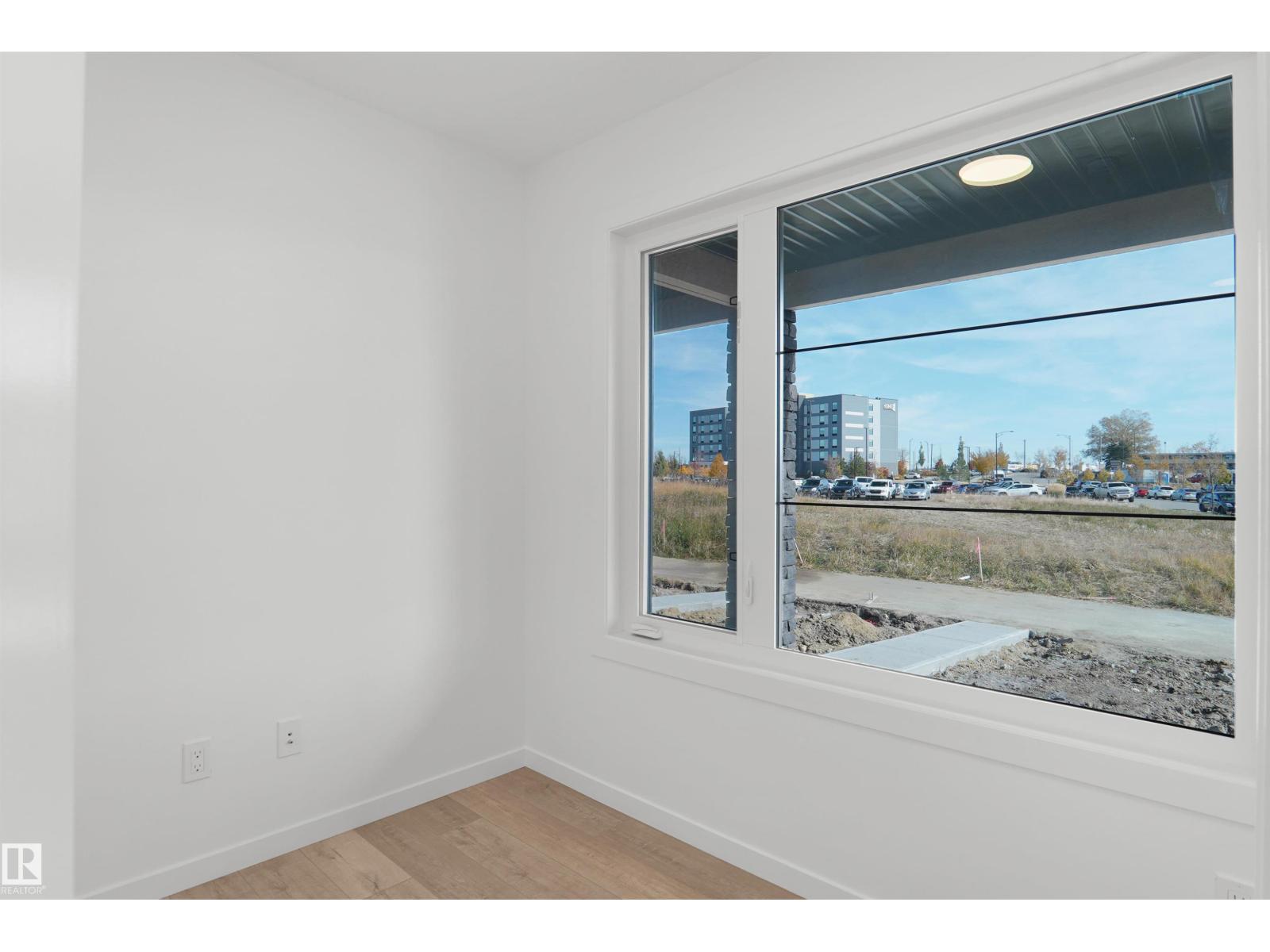 #4 150 Cashman Cr Sw Property Photo 5