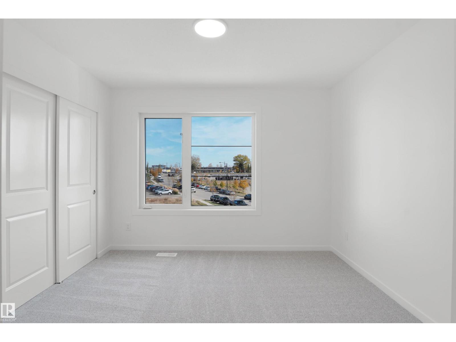 #4 150 Cashman Cr Sw Property Photo 16
