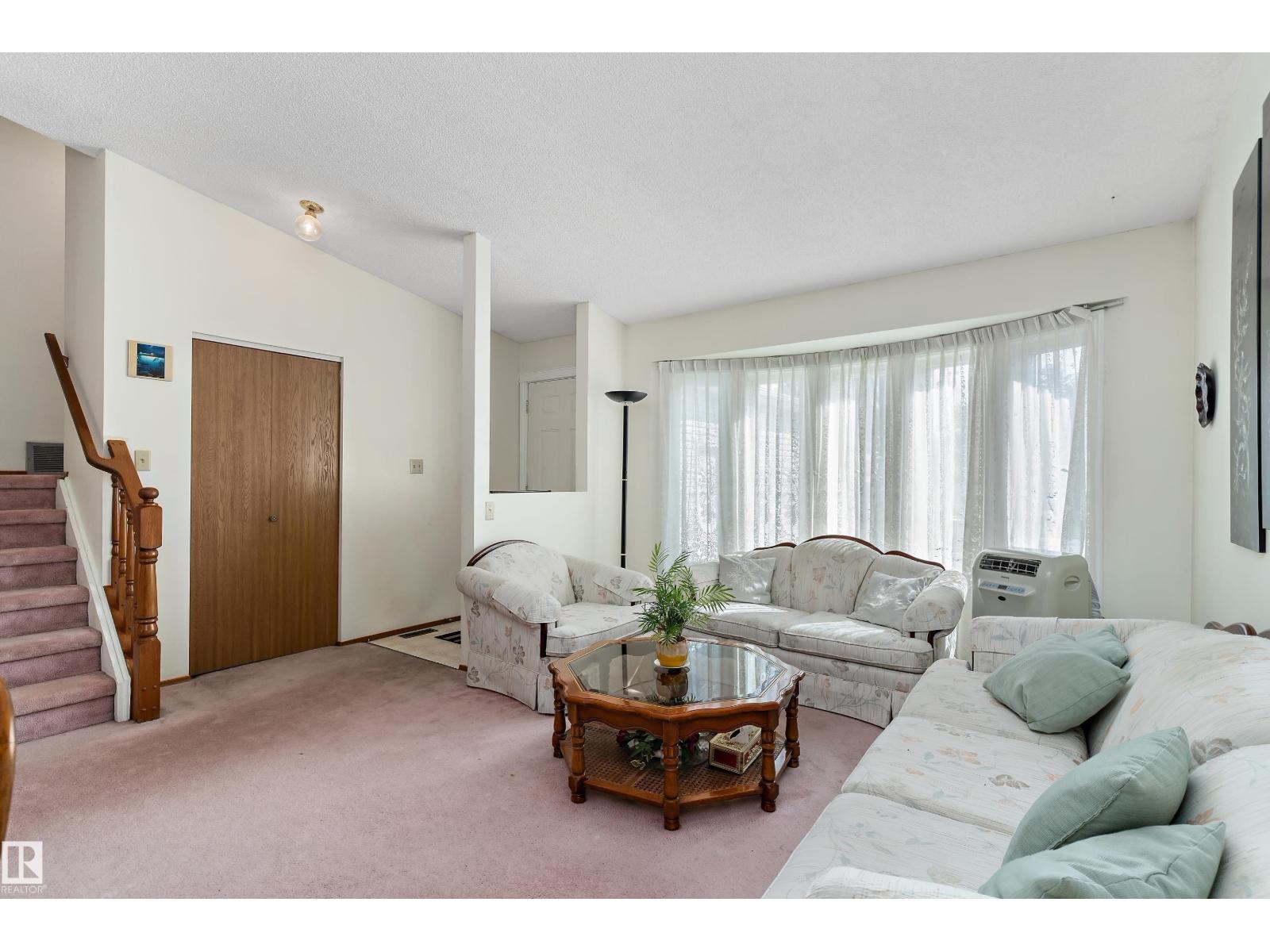 17724 94 St Nw Property Photo 3