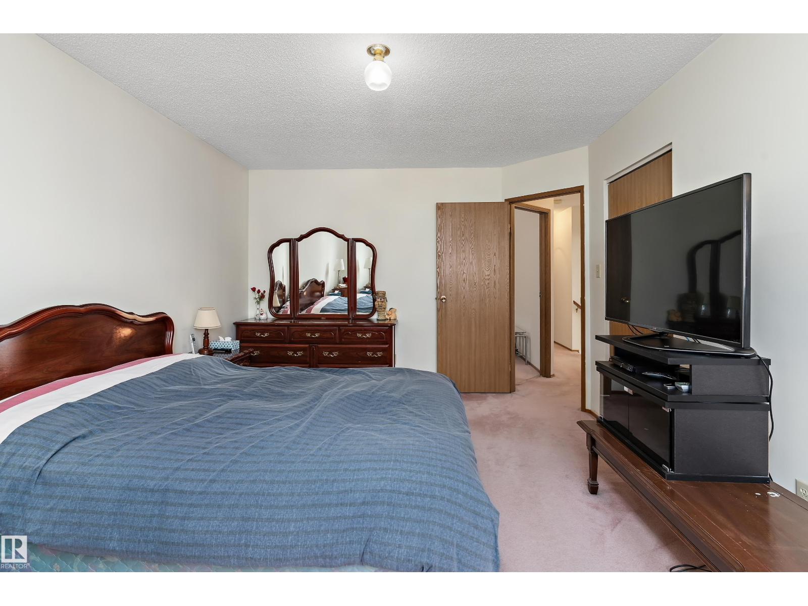 17724 94 St Nw Property Photo 17