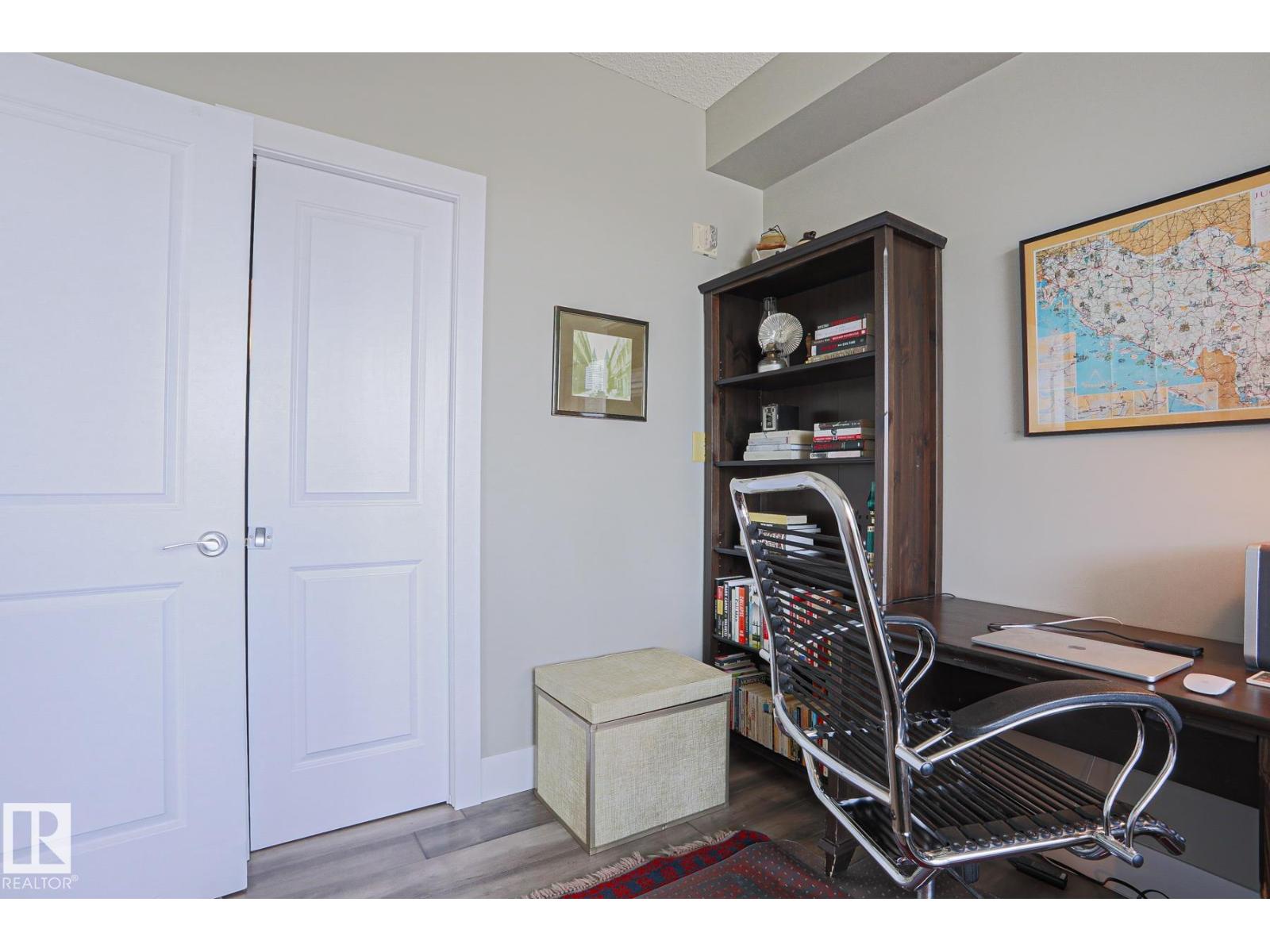 #1004 10504 99 Av Nw Property Photo 14