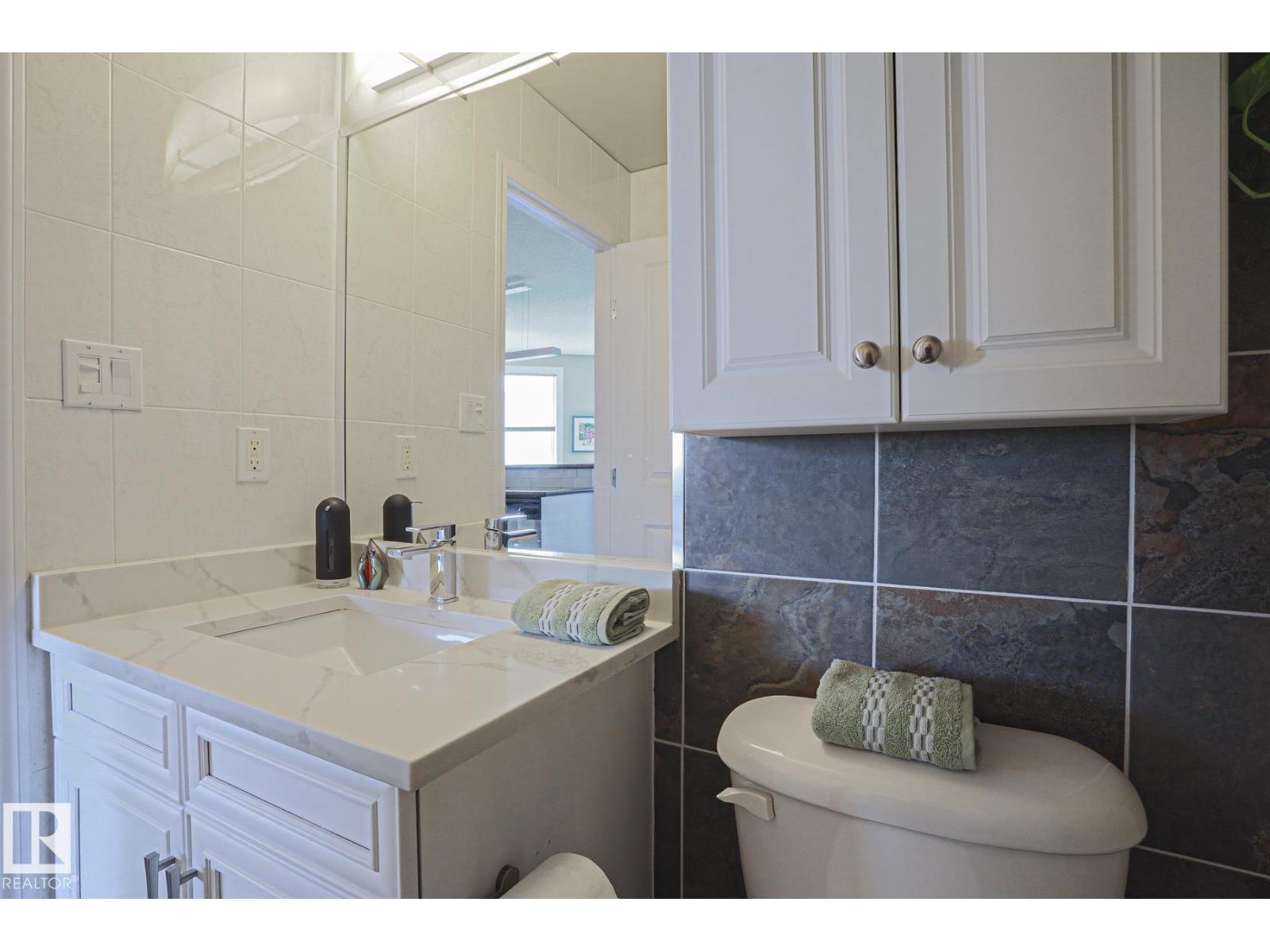 #1004 10504 99 Av Nw Property Photo 17