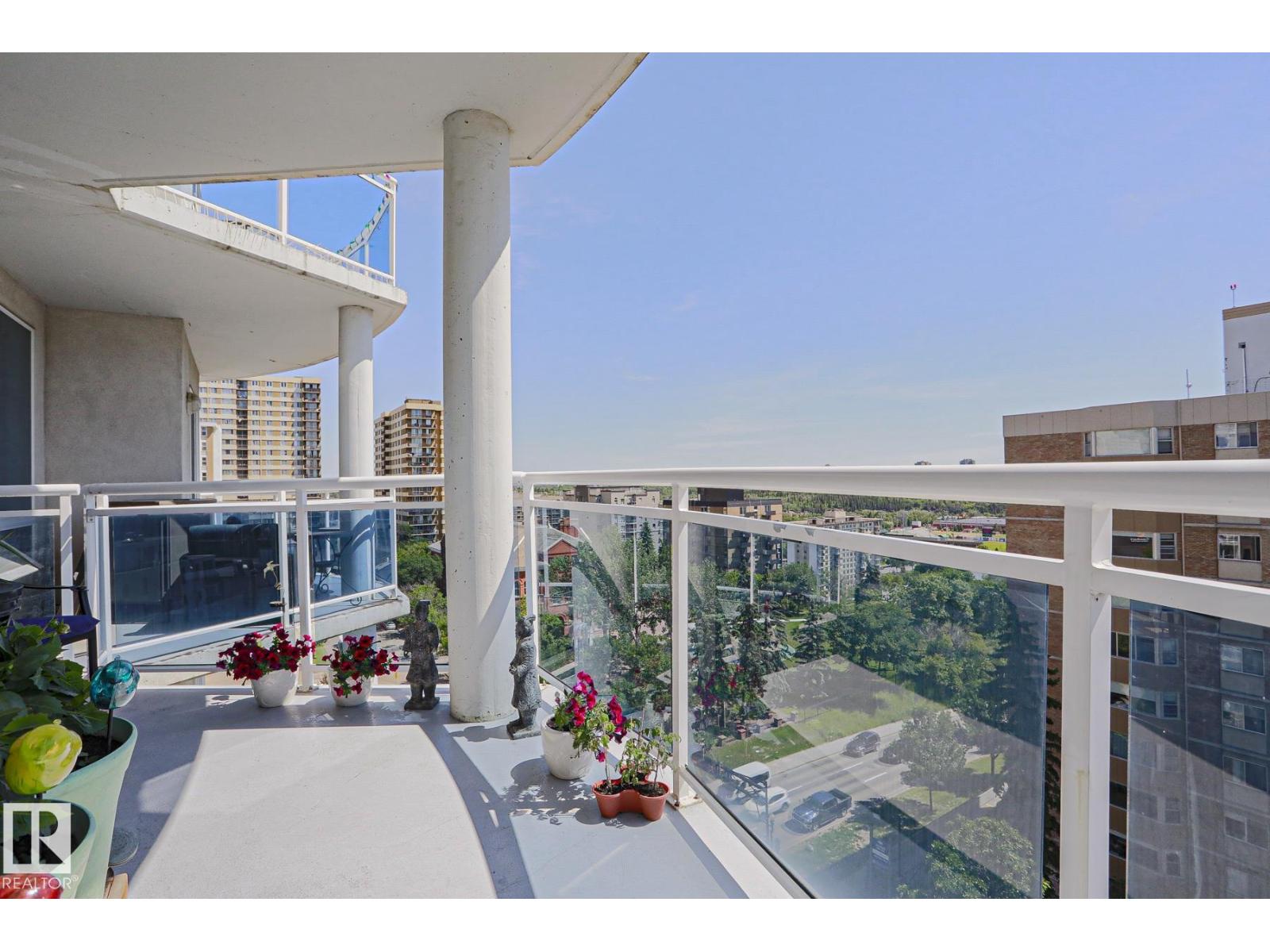 #1004 10504 99 Av Nw Property Photo 27