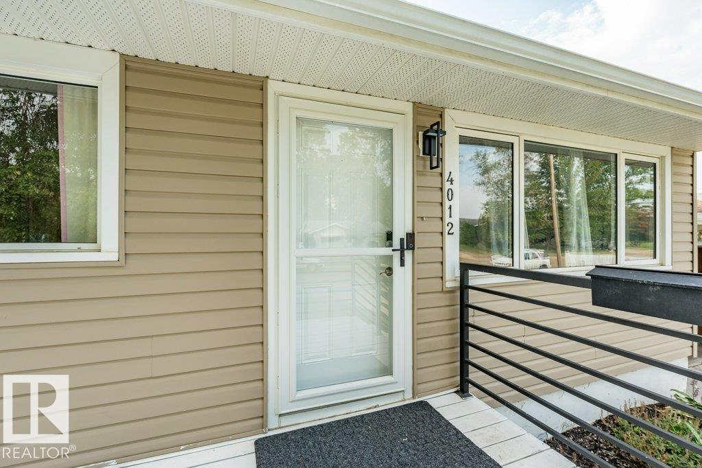 4012 55 St Property Photo 8