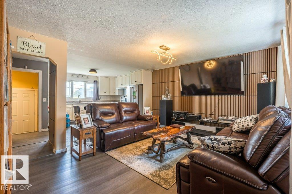 4012 55 St Property Photo 11